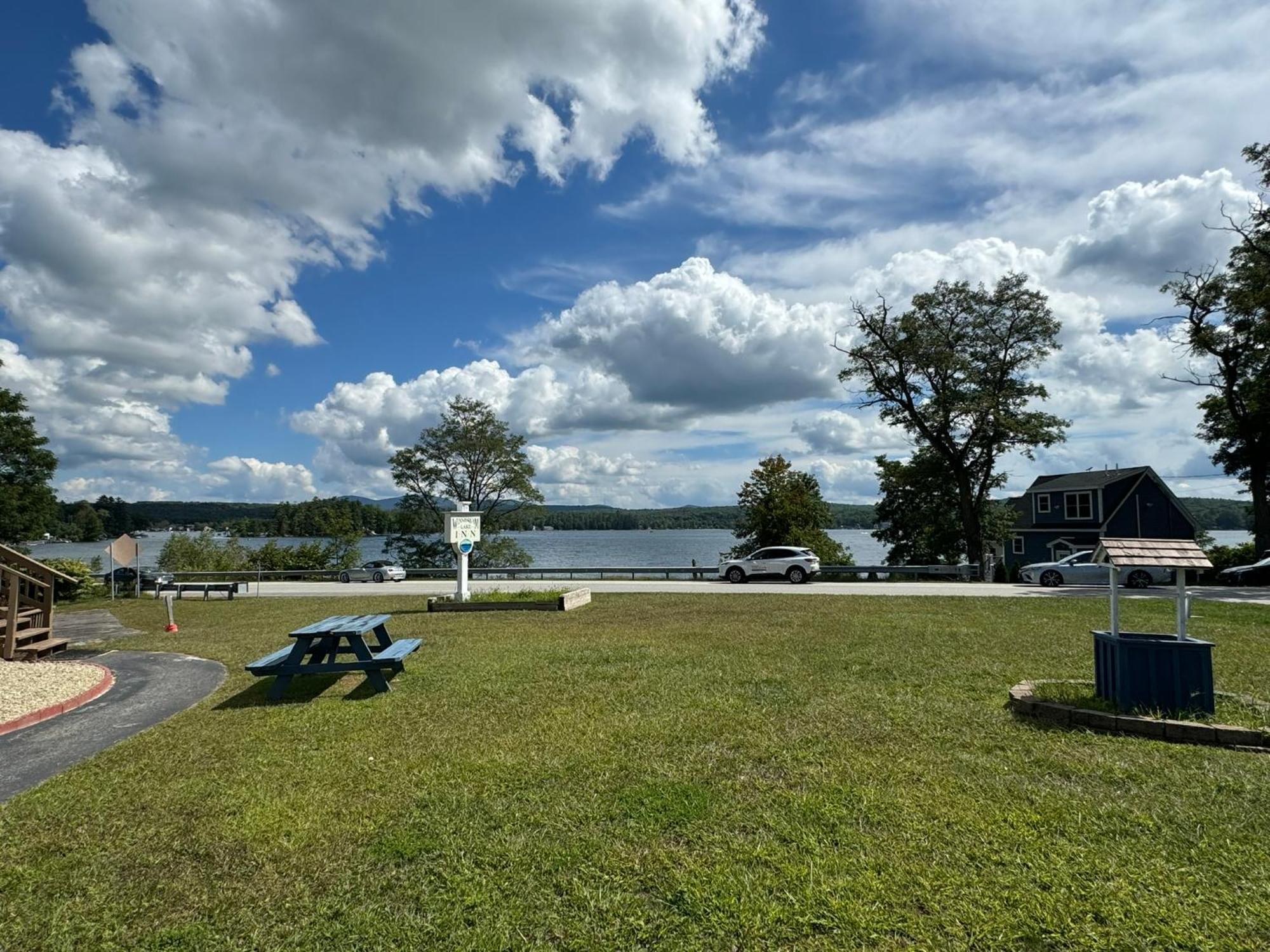 Winnisquam Lake Inn ティルトン エクステリア 写真