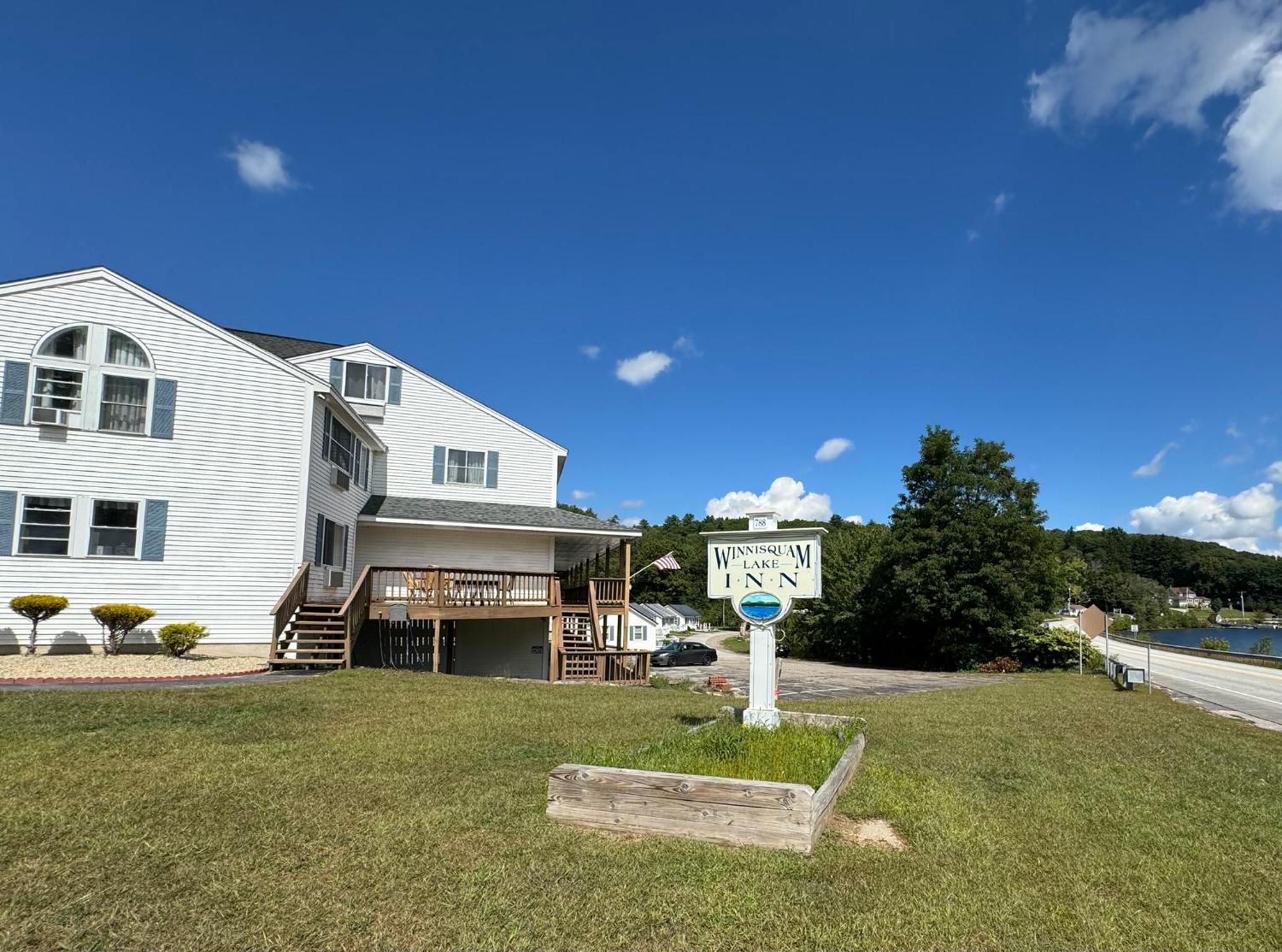 Winnisquam Lake Inn ティルトン エクステリア 写真