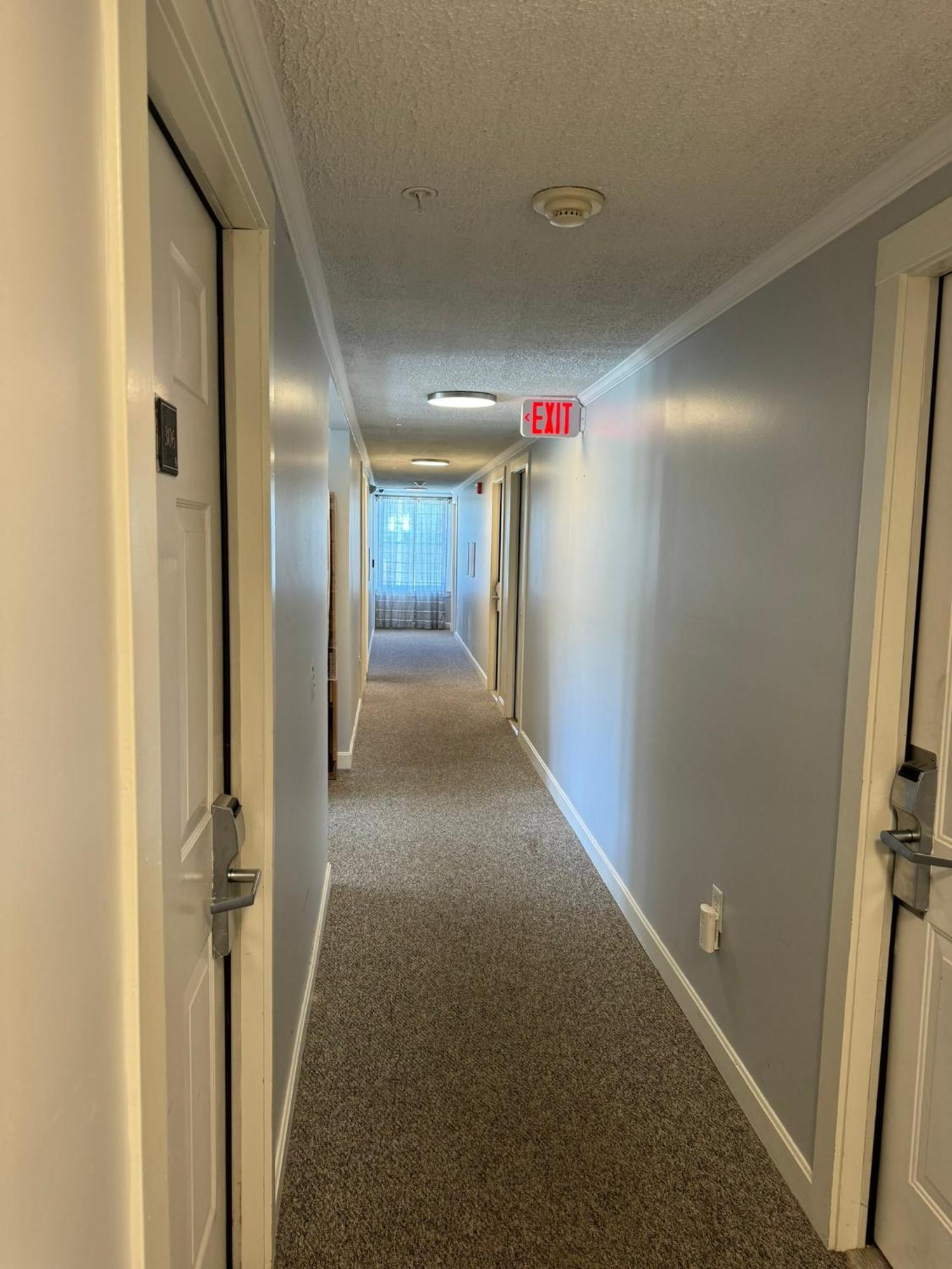 Winnisquam Lake Inn ティルトン エクステリア 写真