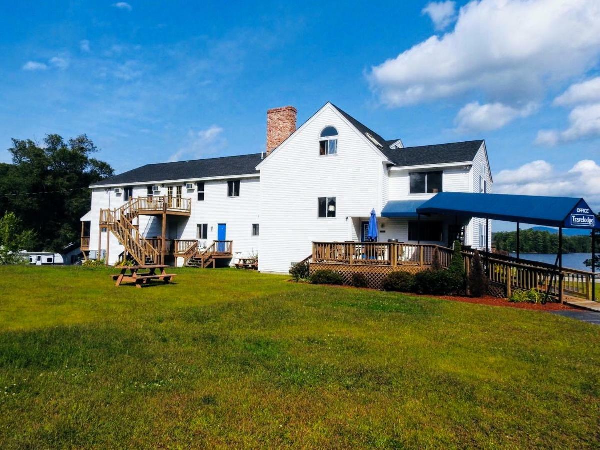 Winnisquam Lake Inn ティルトン エクステリア 写真
