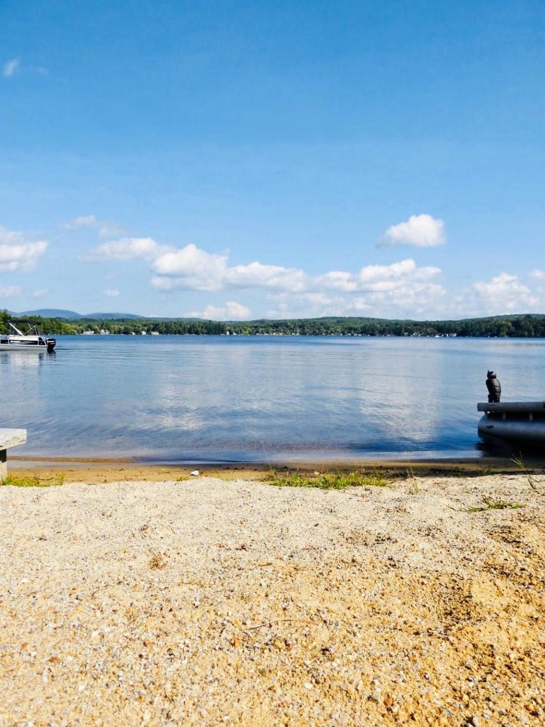 Winnisquam Lake Inn ティルトン エクステリア 写真